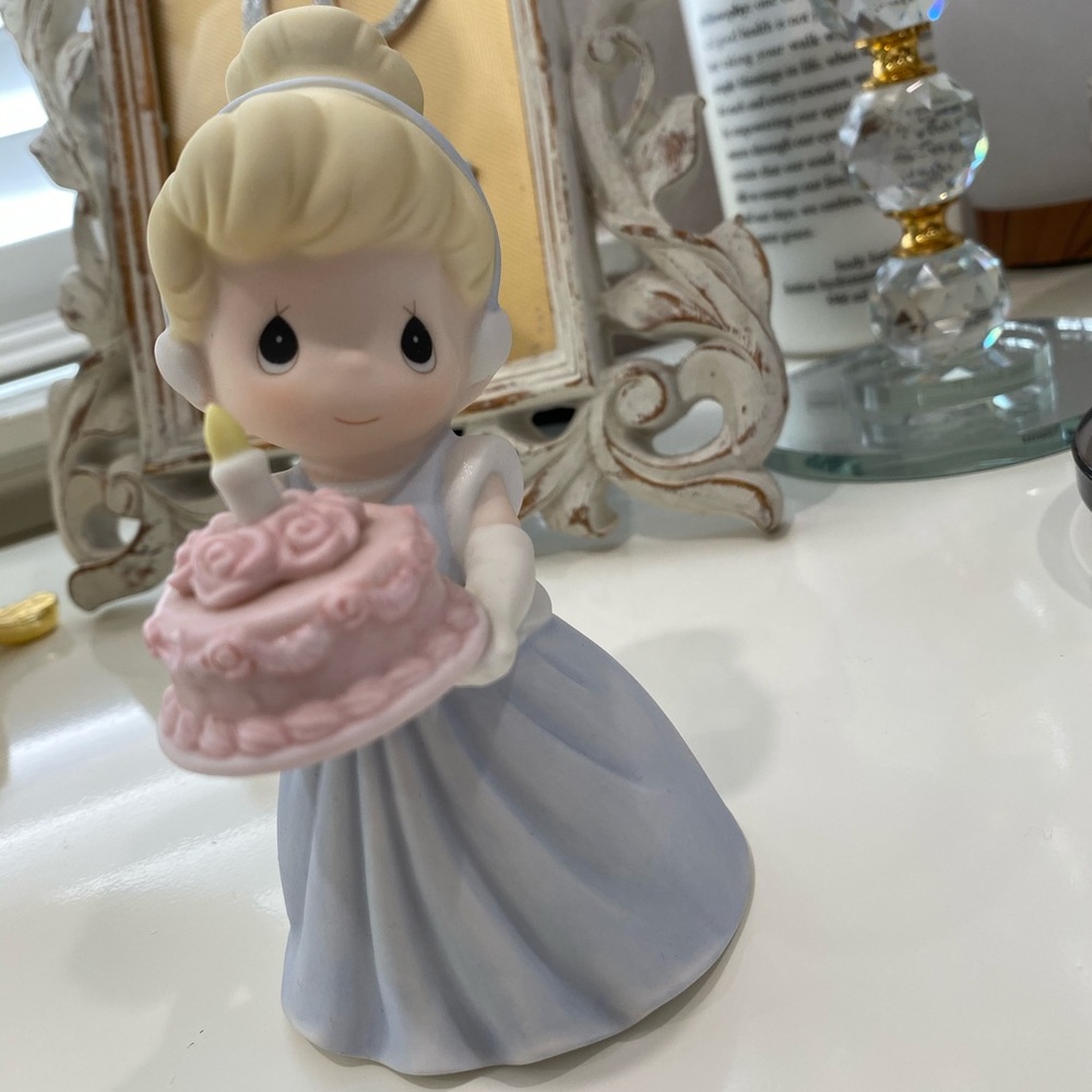 Precious Moments Figurine